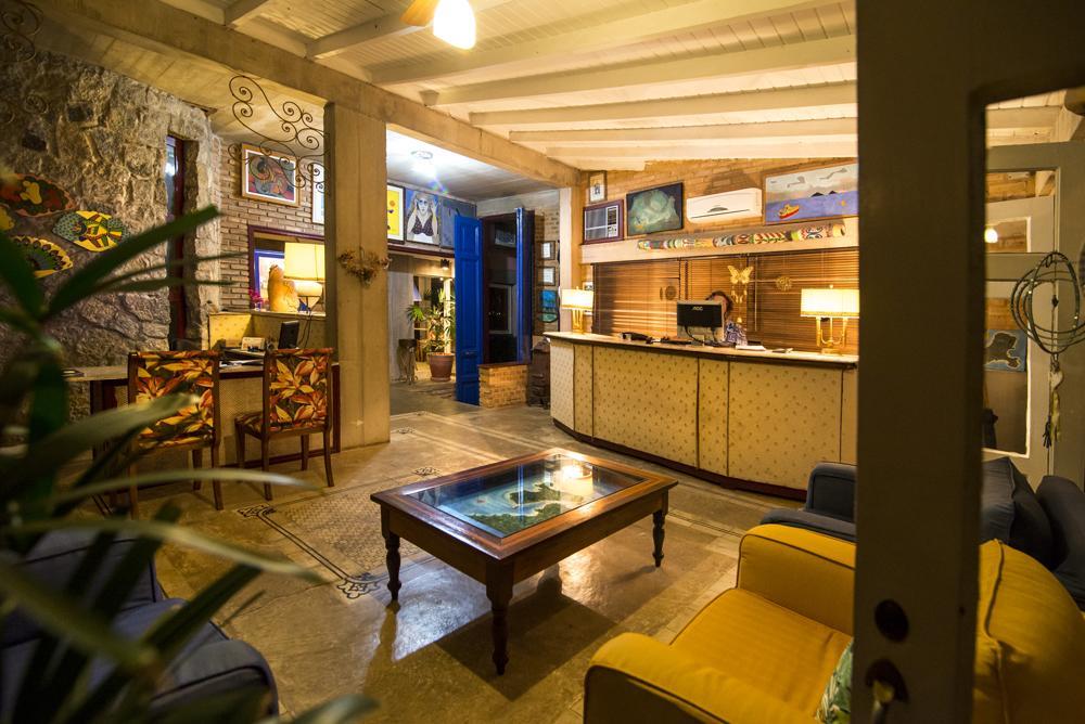 Hotel Pousada Maison Joly Ilhabela Buitenkant foto