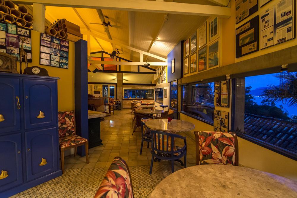 Hotel Pousada Maison Joly Ilhabela Buitenkant foto