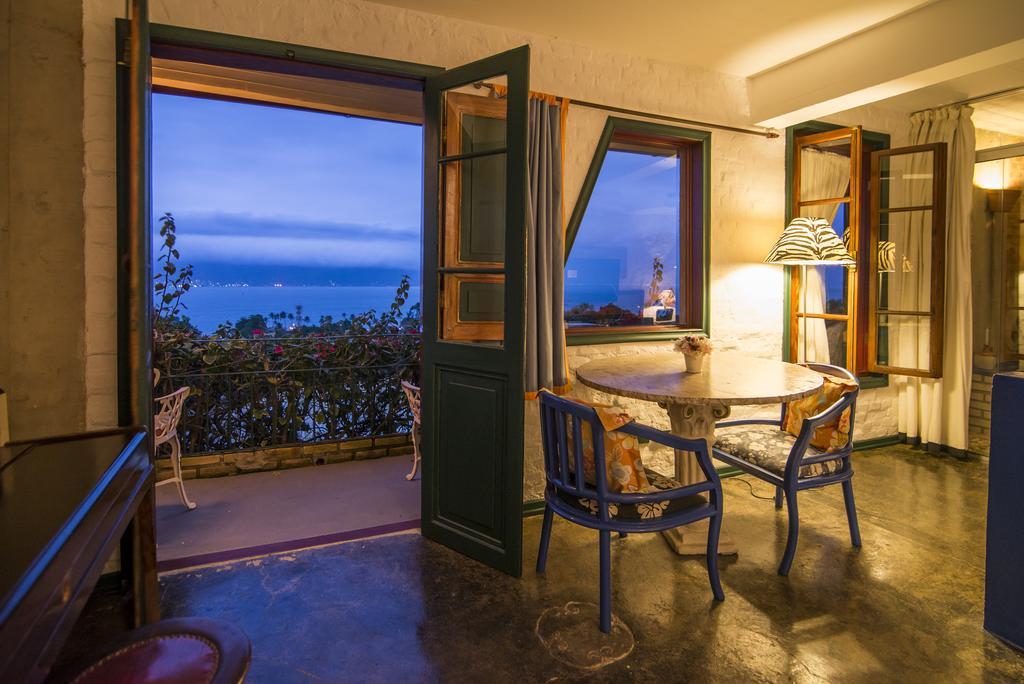 Hotel Pousada Maison Joly Ilhabela Buitenkant foto